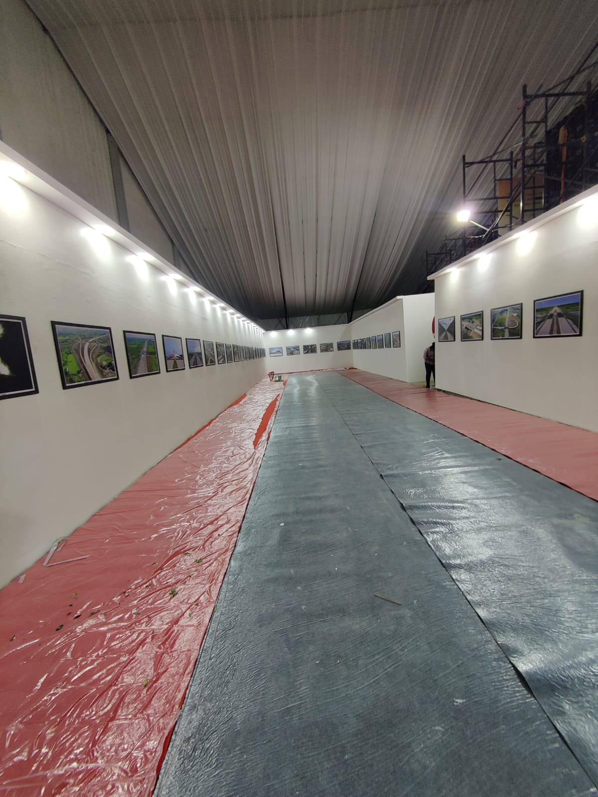PMO Art Gallery exhibition space